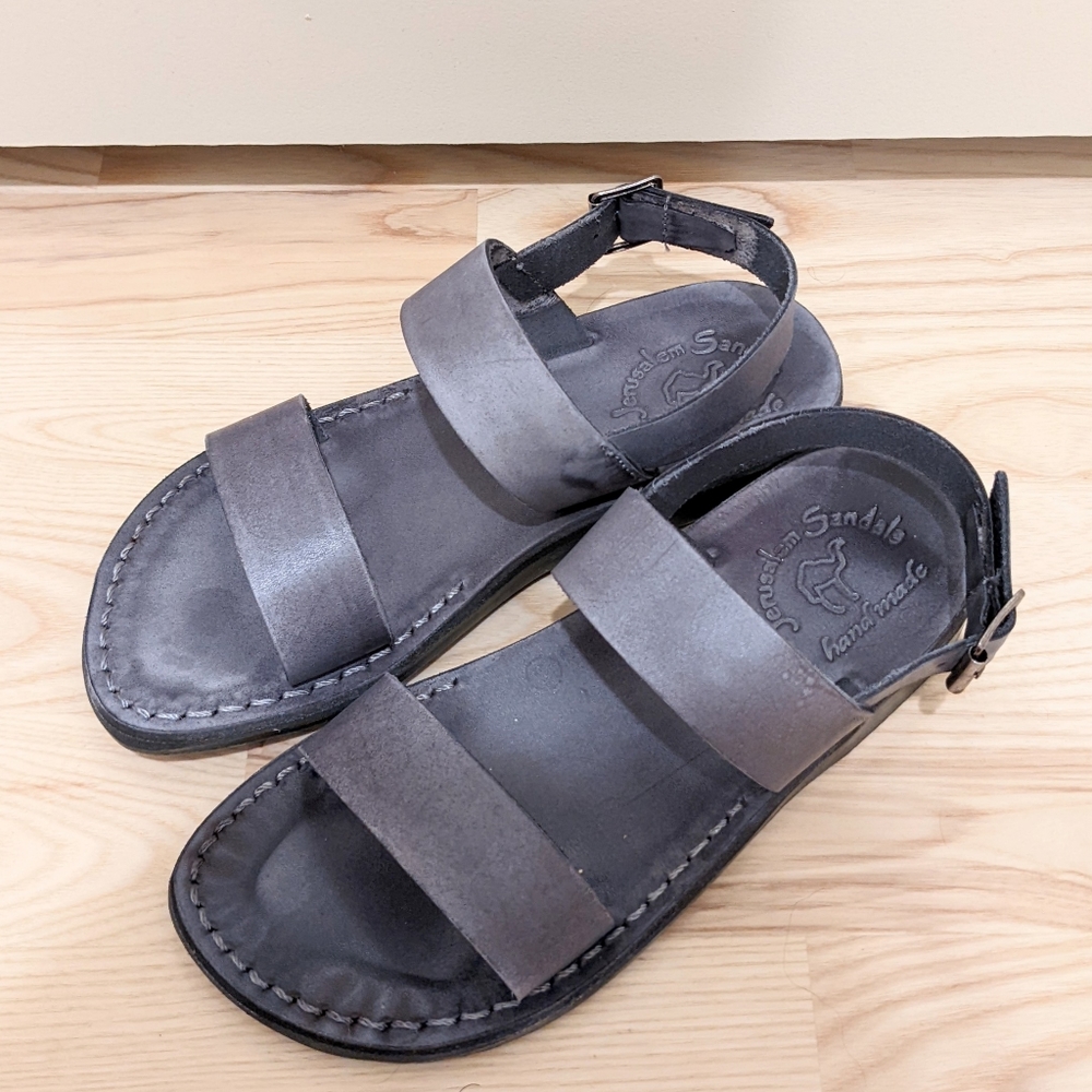 Jerusalem Sandals Women's Leather Flat Sandal